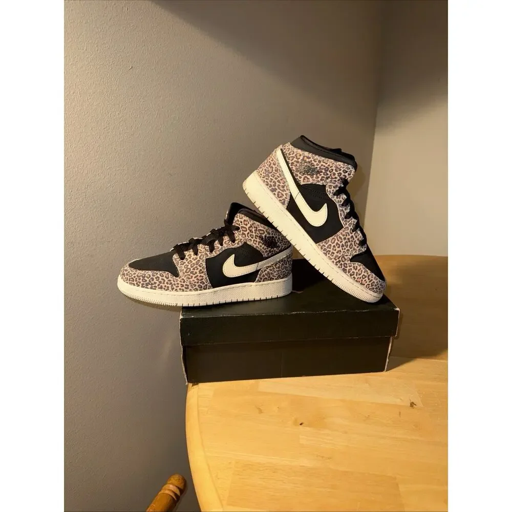 Size 5.5 (GS) Jordan 1 SE Mid Leopard Cheetah Lightly Used OG Box